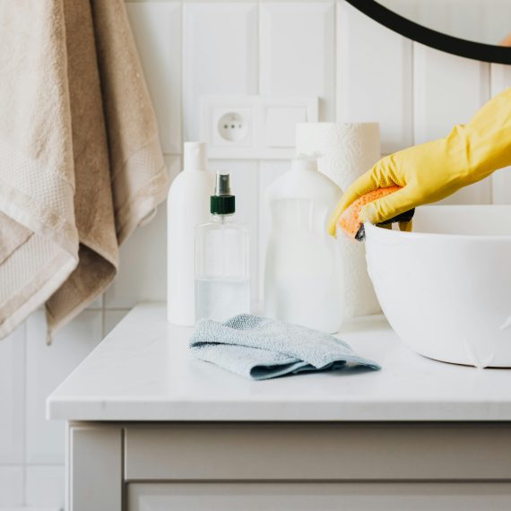 Bathroom wipes