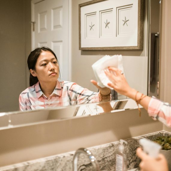 Bathroom wipes